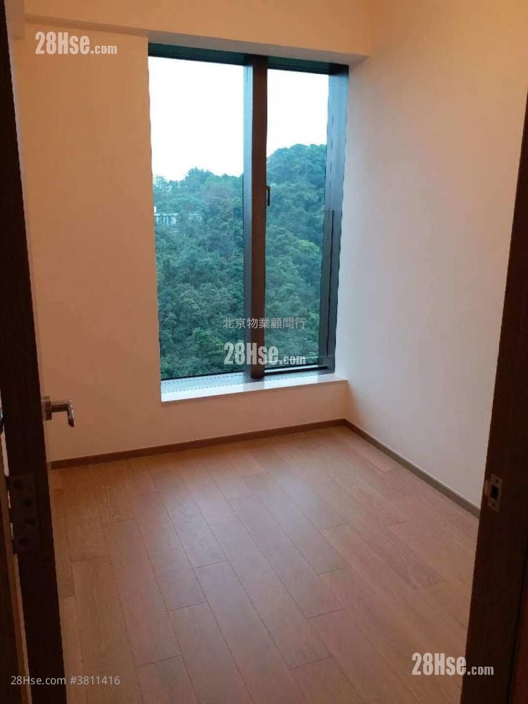 Island Garden Sell 5+ Bedrooms , 4 Bathrooms 1,175 ft²