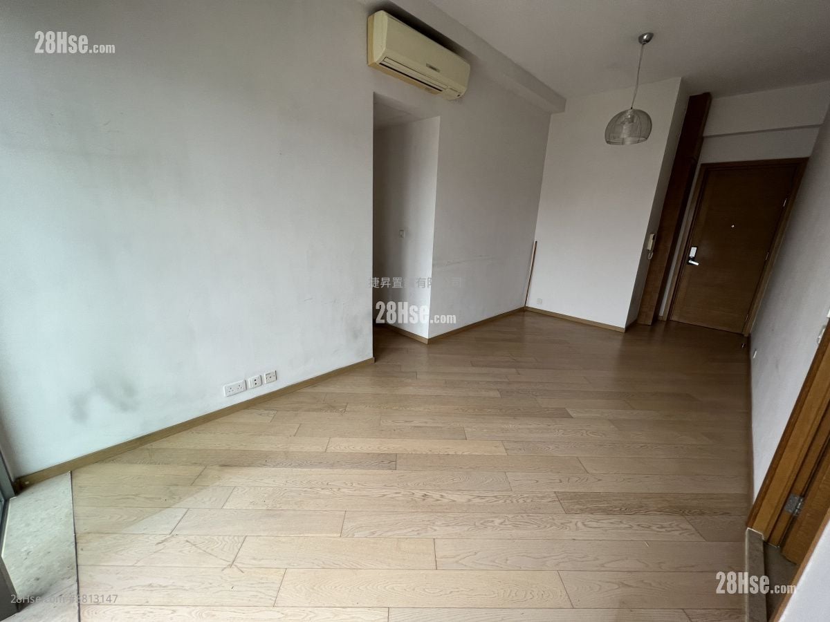 Chatham Gate Sell 2 Bedrooms , 1 Bathroom 609 ft²