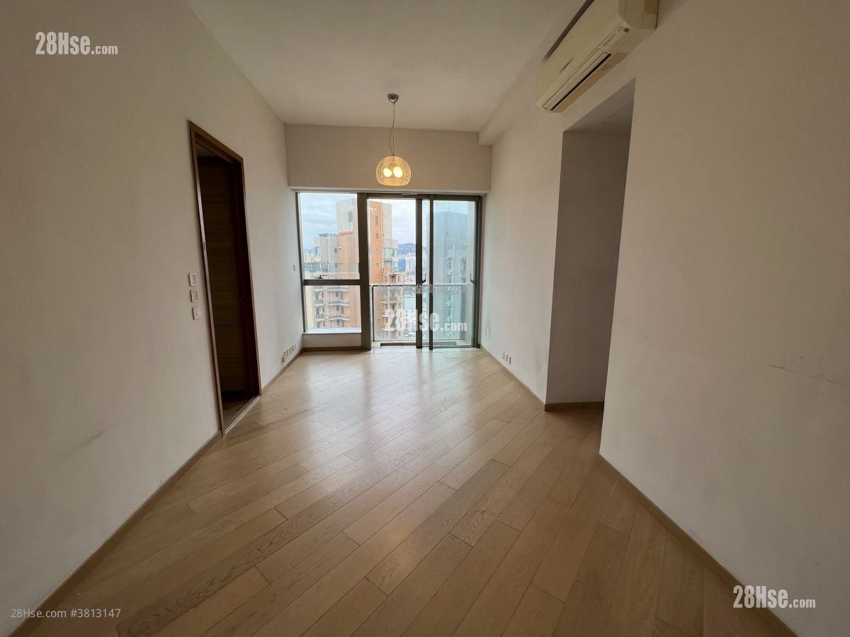 Chatham Gate Sell 2 Bedrooms , 1 Bathroom 609 ft²