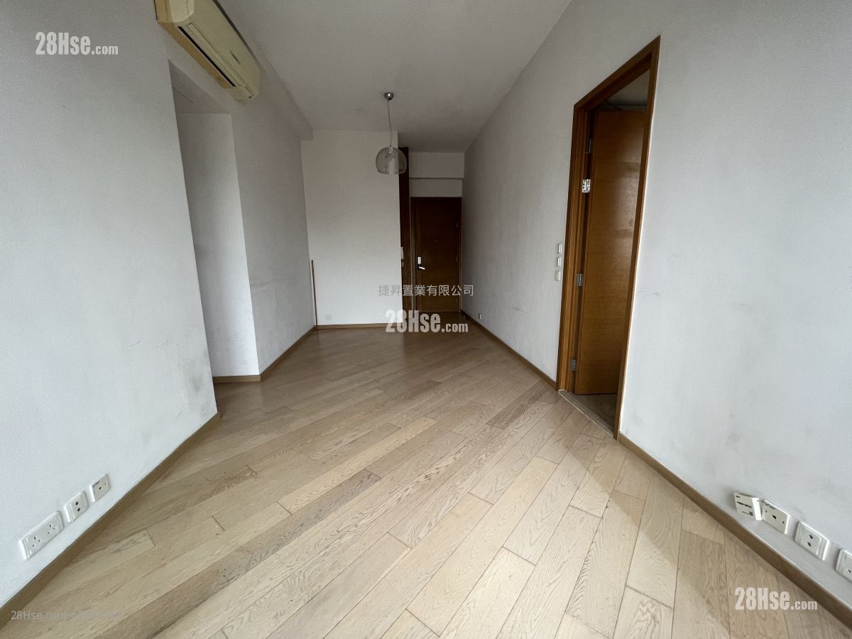 Chatham Gate Sell 2 Bedrooms , 1 Bathroom 609 ft²