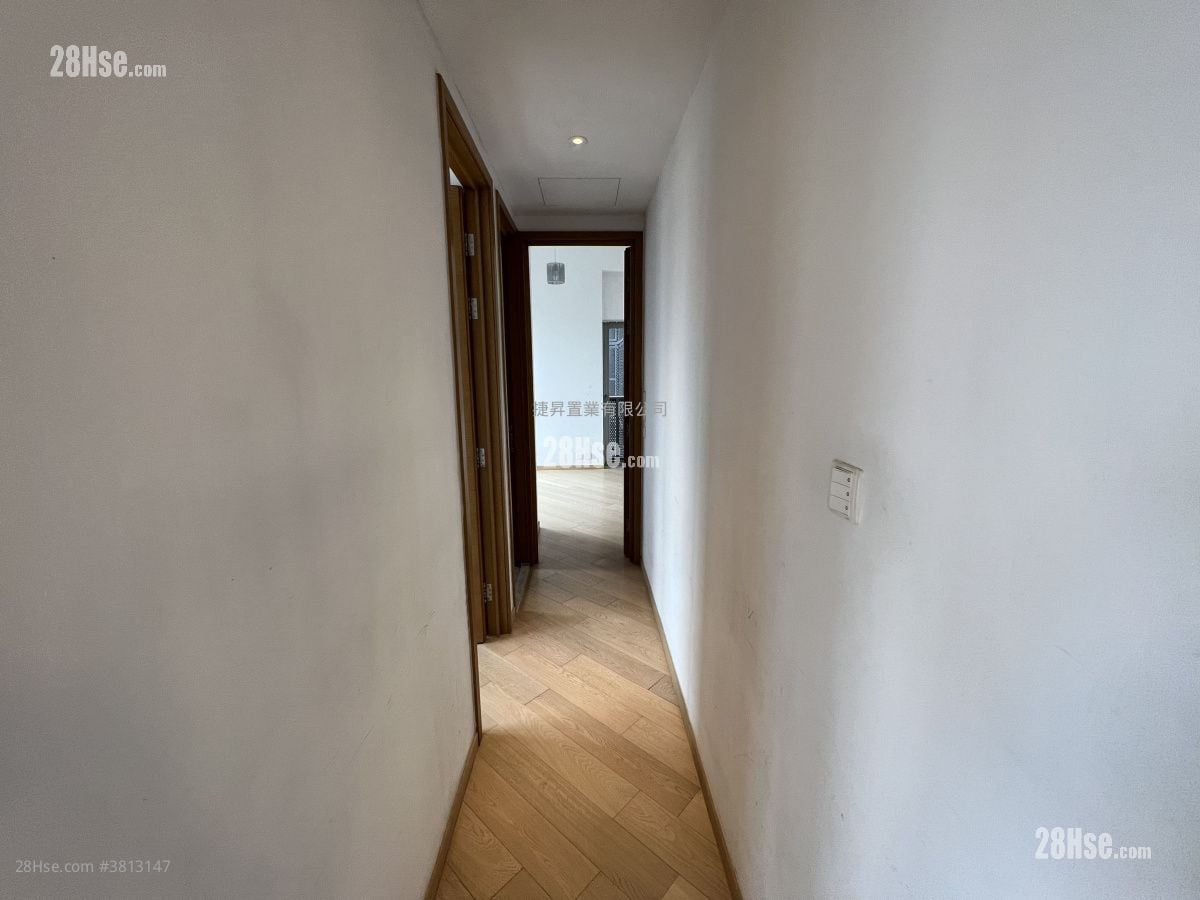 Chatham Gate Sell 2 Bedrooms , 1 Bathroom 609 ft²