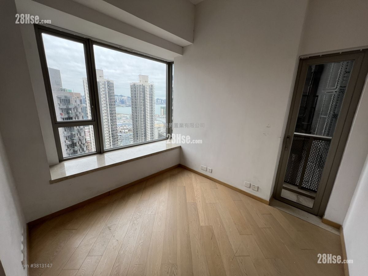 Chatham Gate Sell 2 Bedrooms , 1 Bathroom 609 ft²