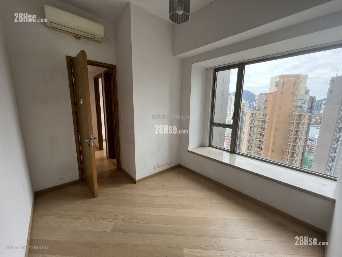 Chatham Gate Sell 2 Bedrooms , 1 Bathroom 609 ft²