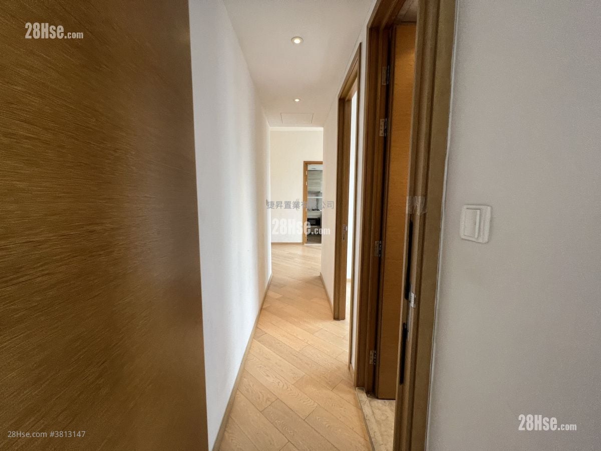 Chatham Gate Sell 2 Bedrooms , 1 Bathroom 609 ft²