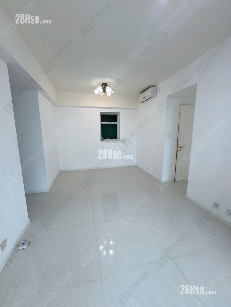 Hemera Sell 3 Bedrooms , 2 Bathrooms 735 ft²