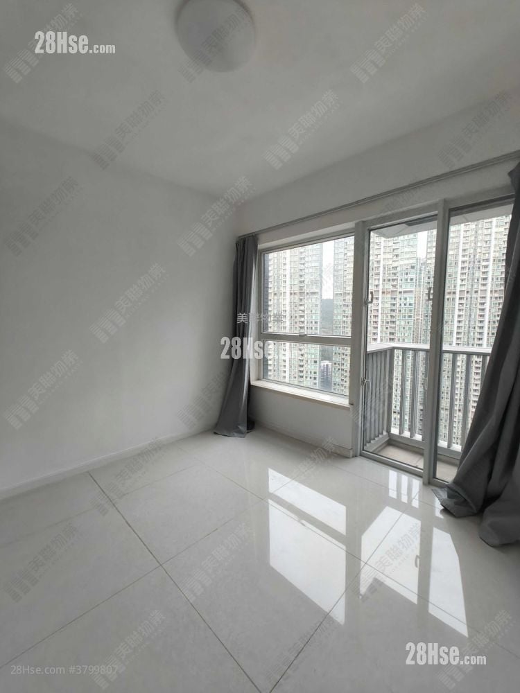 Hemera Sell 3 Bedrooms , 2 Bathrooms 735 ft²