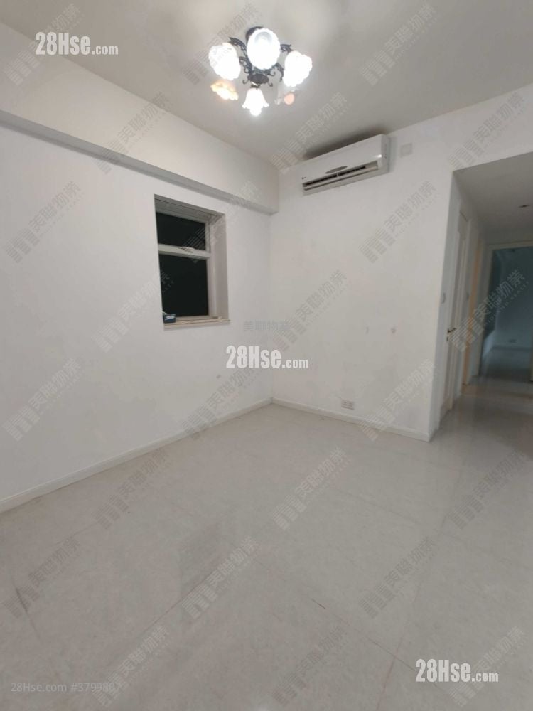 Hemera Sell 3 Bedrooms , 2 Bathrooms 735 ft²