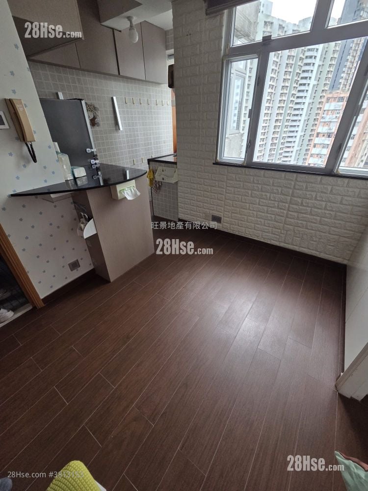 海利大厦 租盘 1 房 194 平方尺