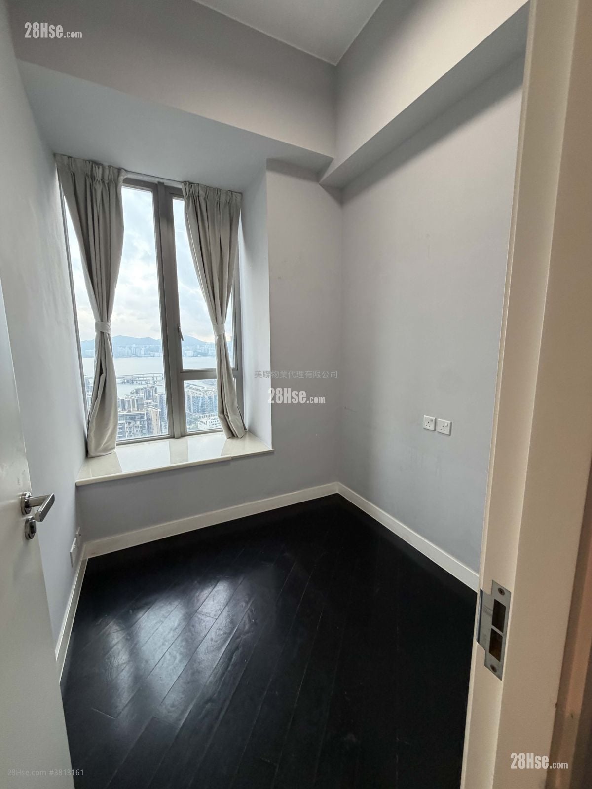 The Wings Rental 4 Bedrooms , 3 Bathrooms 892 ft²