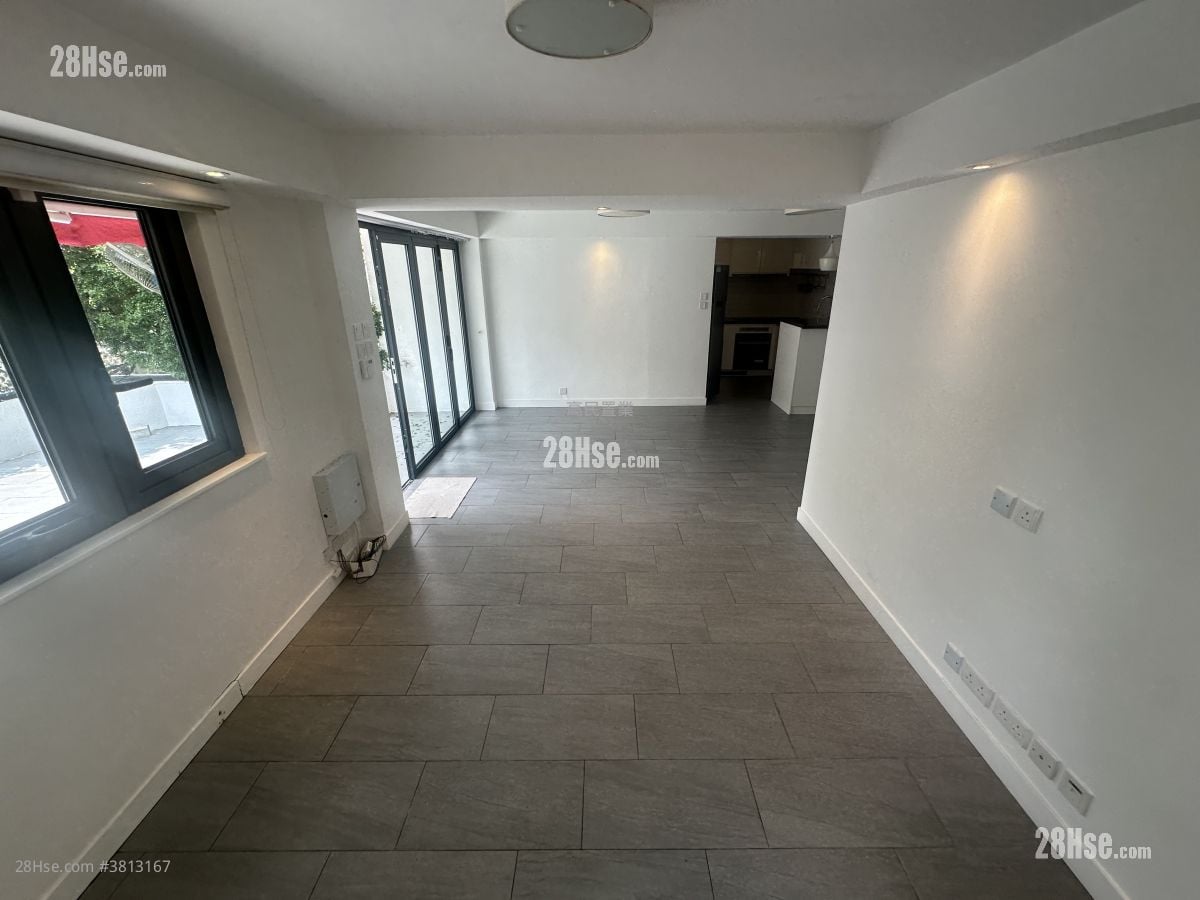 村屋 租盘 3 房 , 1 浴室 1,200 平方尺