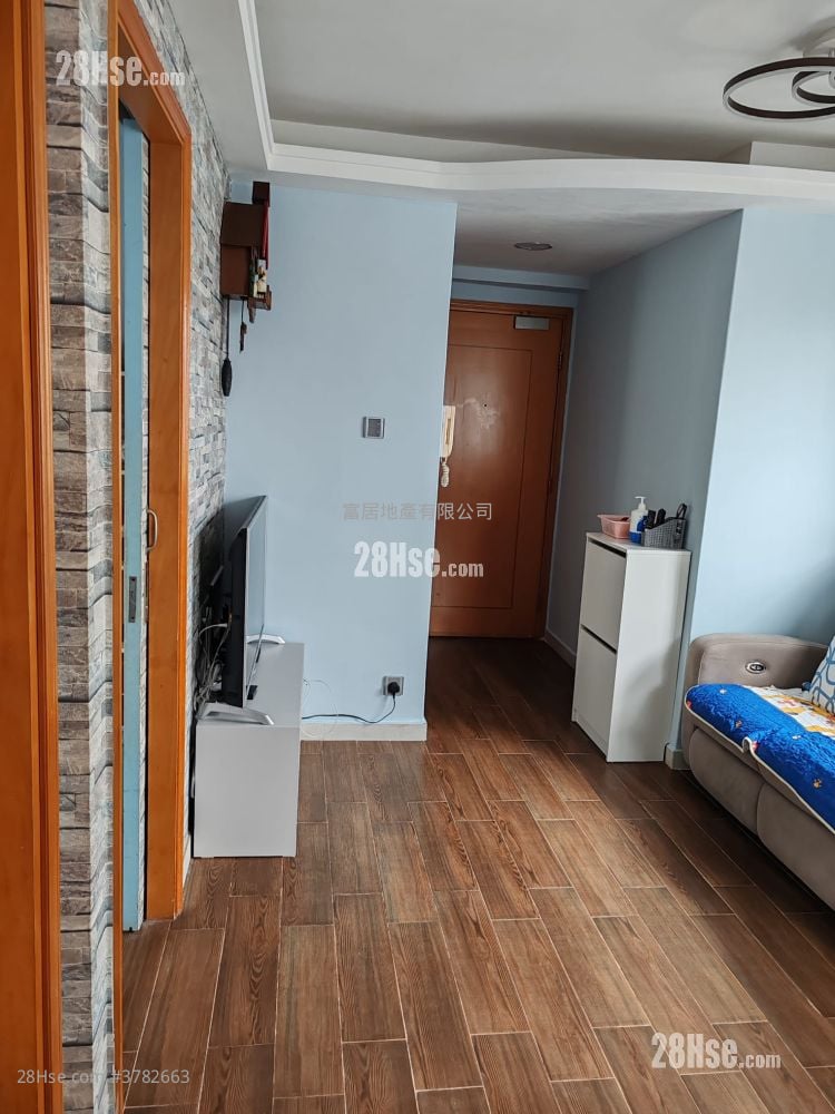 Peaceful Mansion Sell 2 Bedrooms , 1 Bathroom 340 ft²