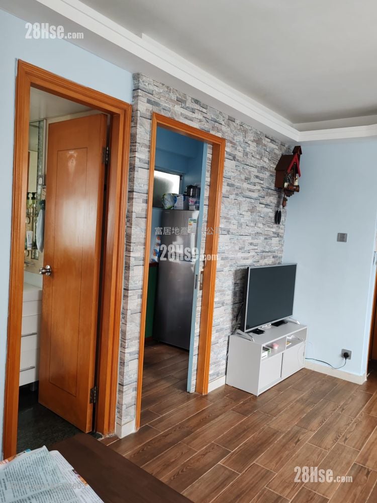 Peaceful Mansion Sell 2 Bedrooms , 1 Bathroom 340 ft²