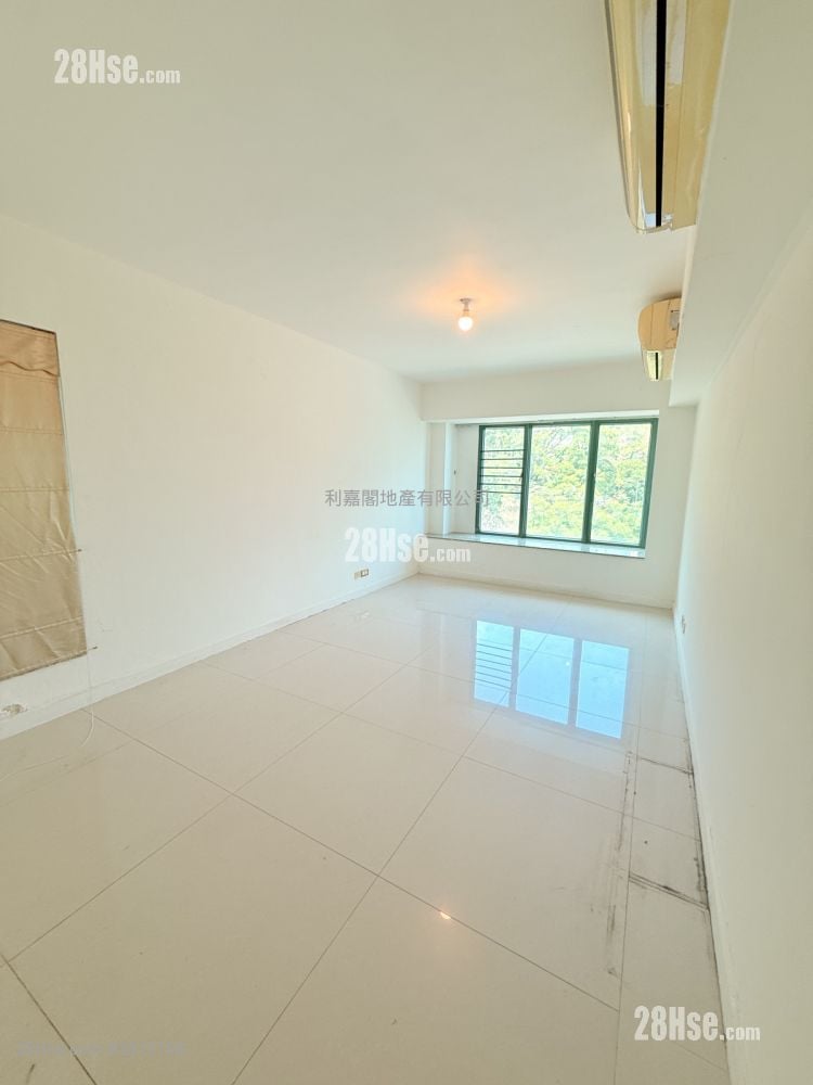 尚御 售盘 4 房 , 2 浴室 1,614 平方尺