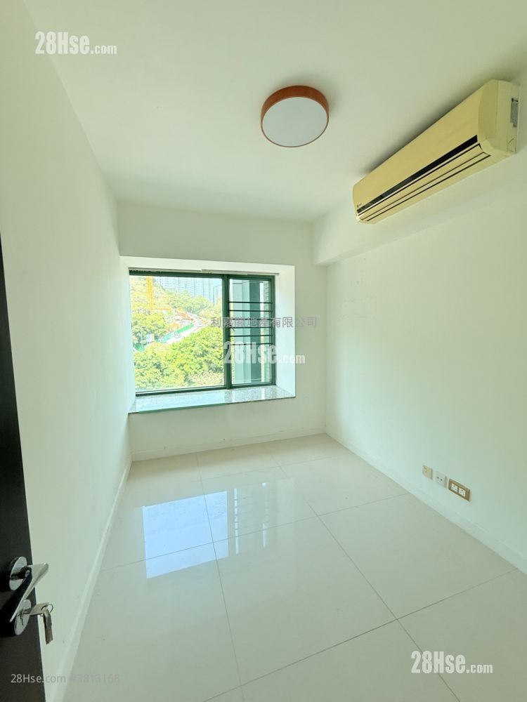 尚御 售盘 4 房 , 2 浴室 1,614 平方尺