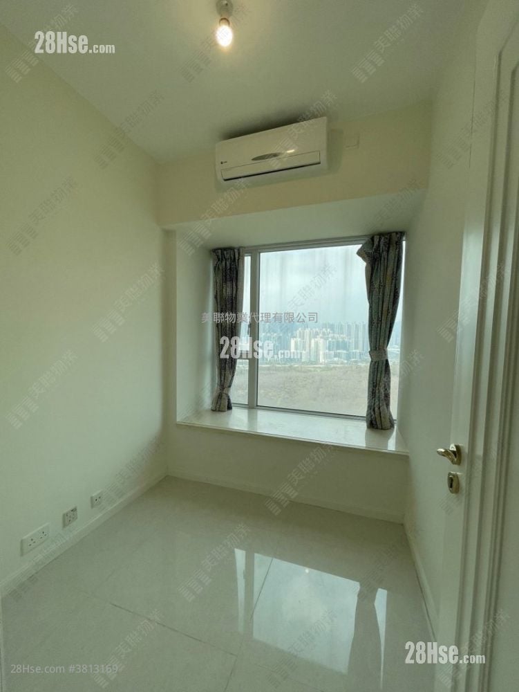 Hemera Rental 4 Bedrooms , 3 Bathrooms 943 ft²