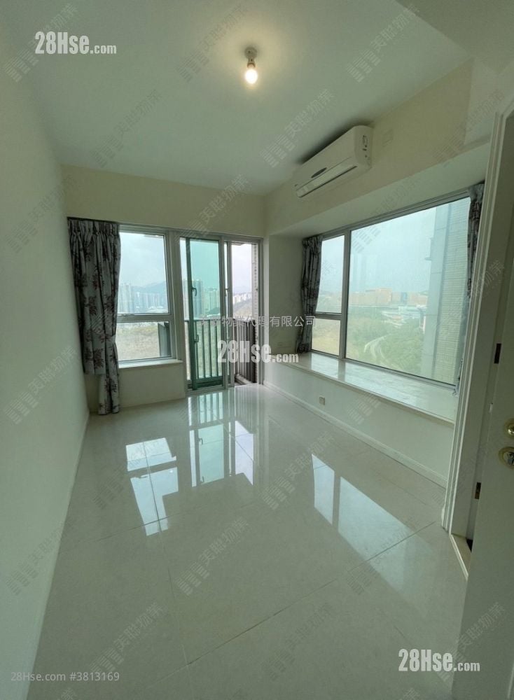 Hemera Rental 4 Bedrooms , 3 Bathrooms 943 ft²