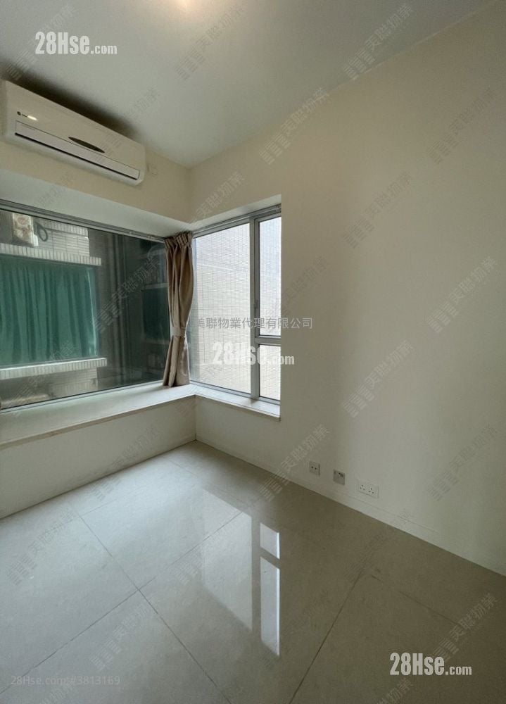 Hemera Rental 4 Bedrooms , 3 Bathrooms 943 ft²