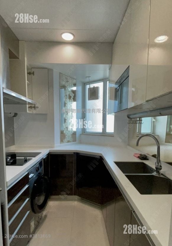 Hemera Rental 4 Bedrooms , 3 Bathrooms 943 ft²