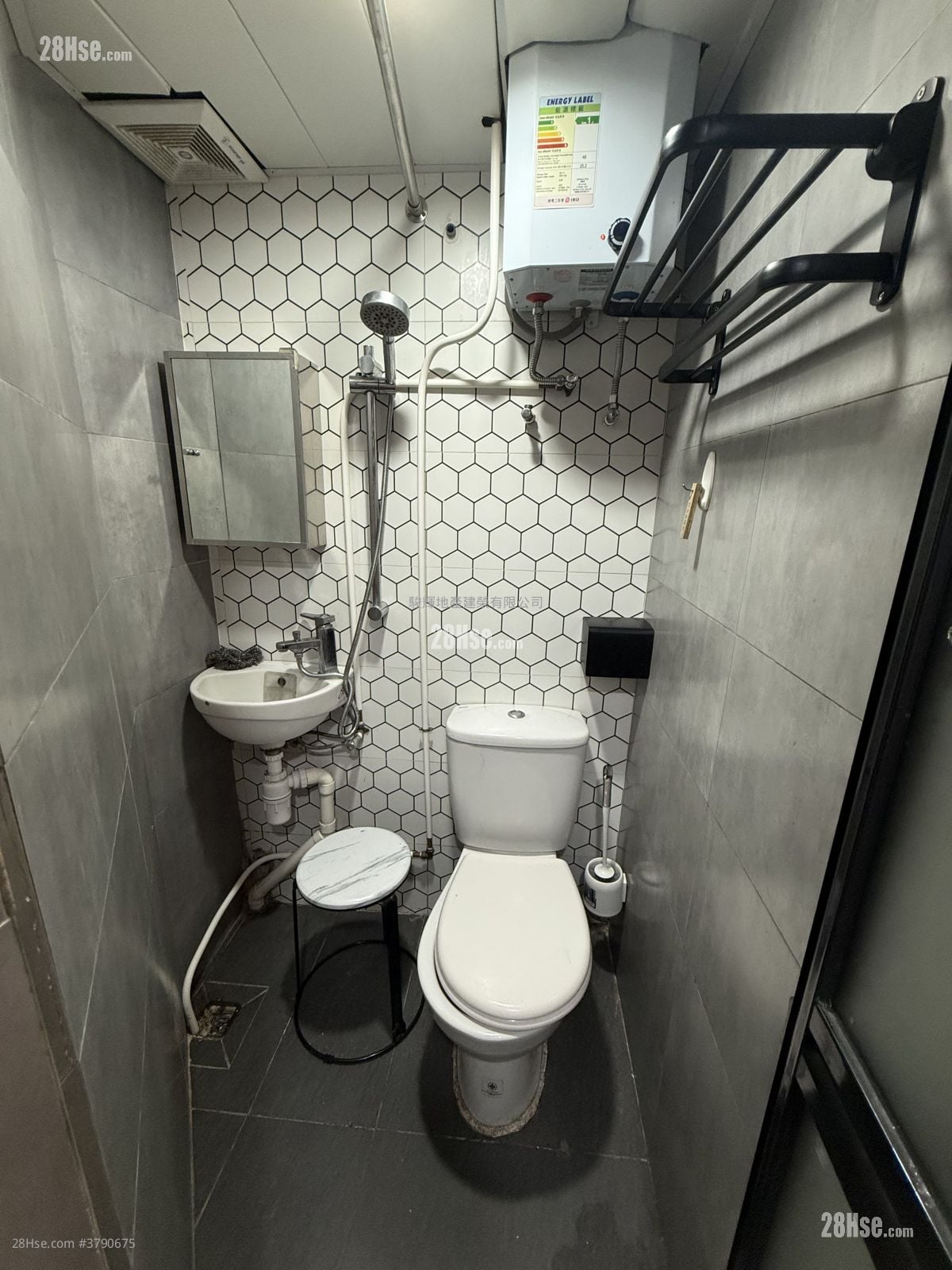 旺角大楼 租盘 开放式间隔 , 1 浴室 150 平方尺