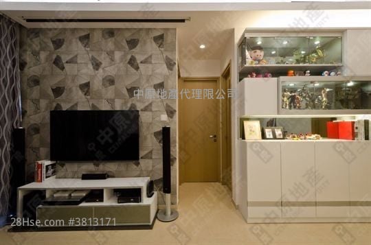 The Woodsville Sell 2 Bedrooms , 1 Bathroom 542 ft²