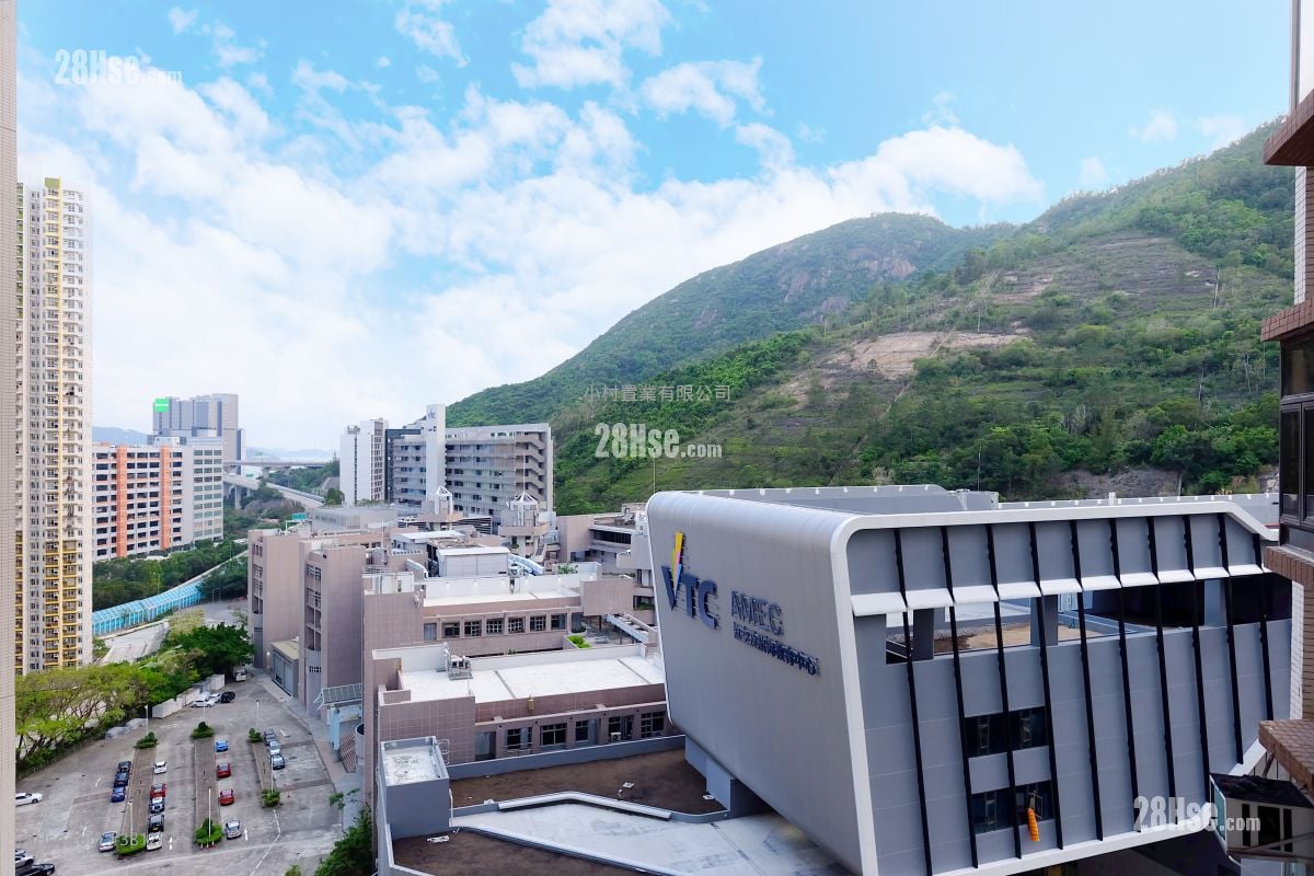 View: Mayfair Gardens Sell 2 Bedrooms , 1 Bathroom 432 ft²