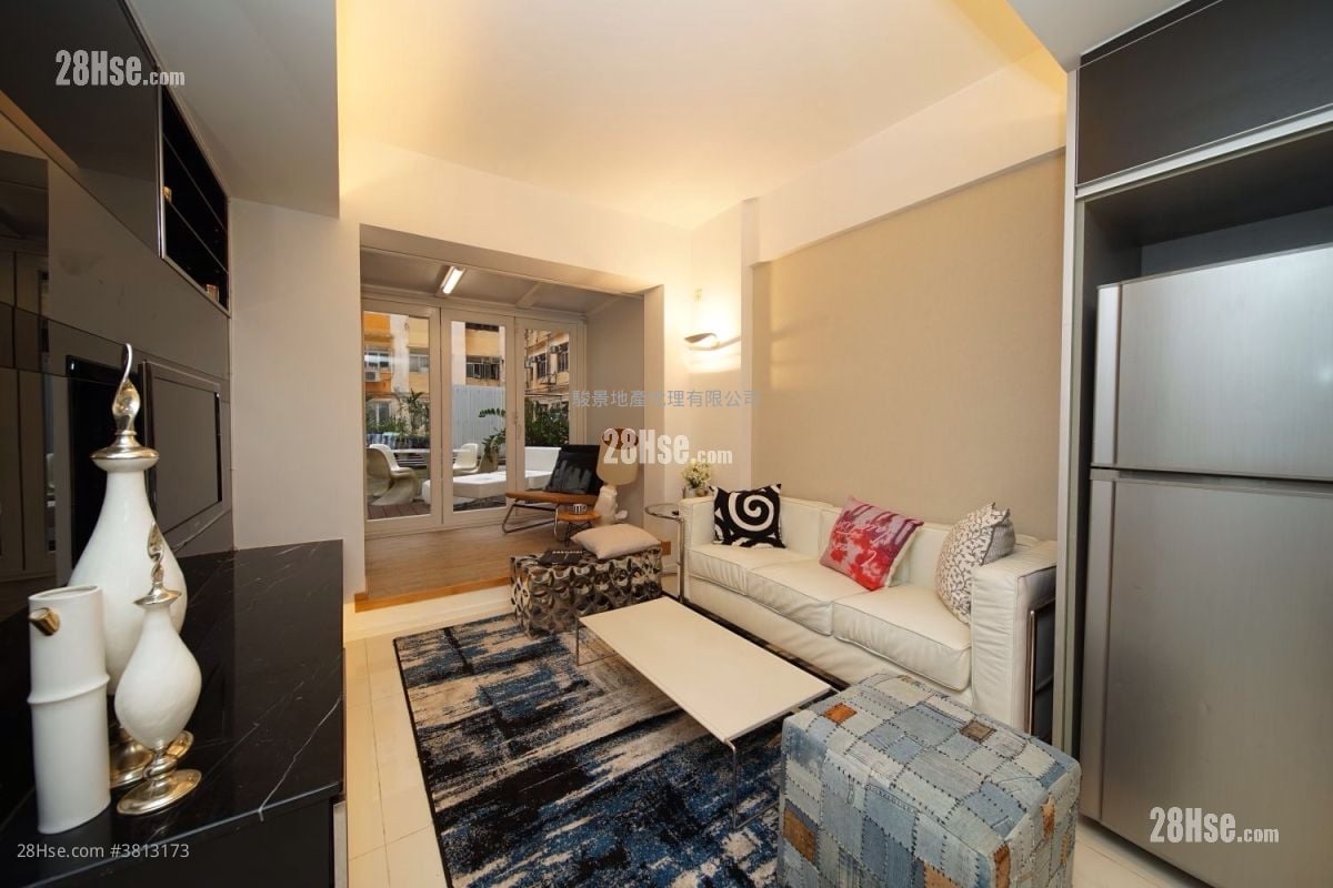 Paterson Building Sell 2 Bedrooms , 1 Bathroom 411 ft²