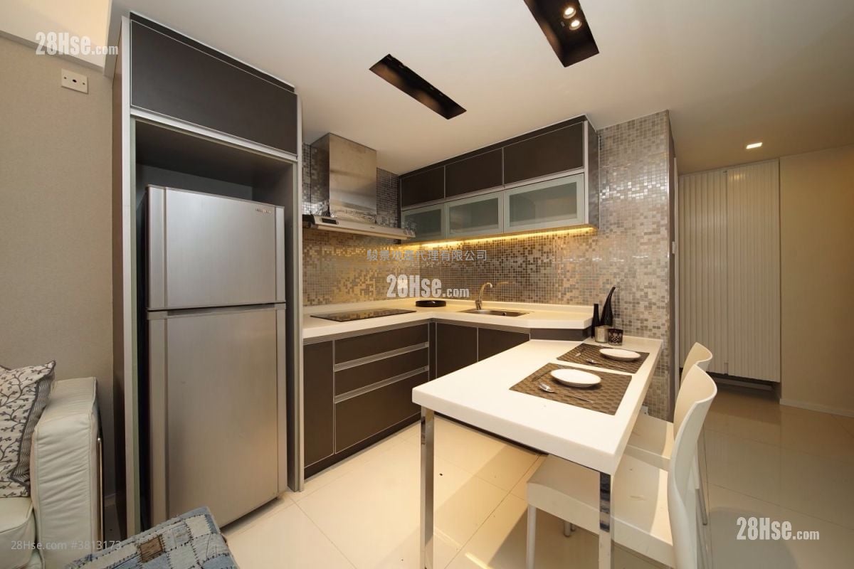 Paterson Building Sell 2 Bedrooms , 1 Bathroom 411 ft²