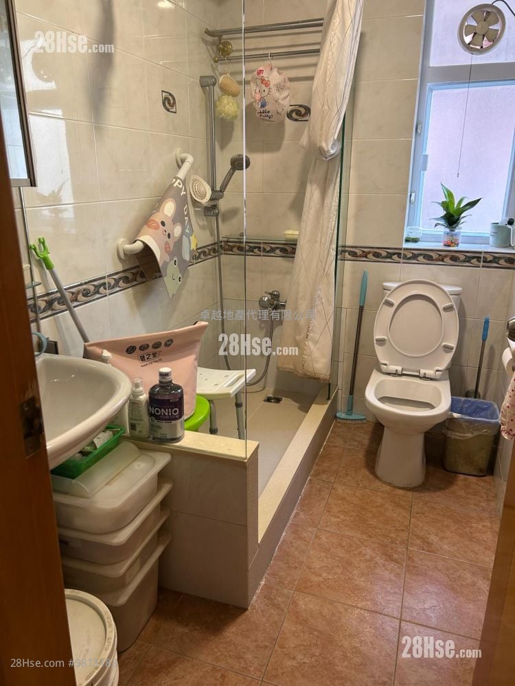 金龍閣 售盤 4 房 , 2 浴室 1,194 平方呎