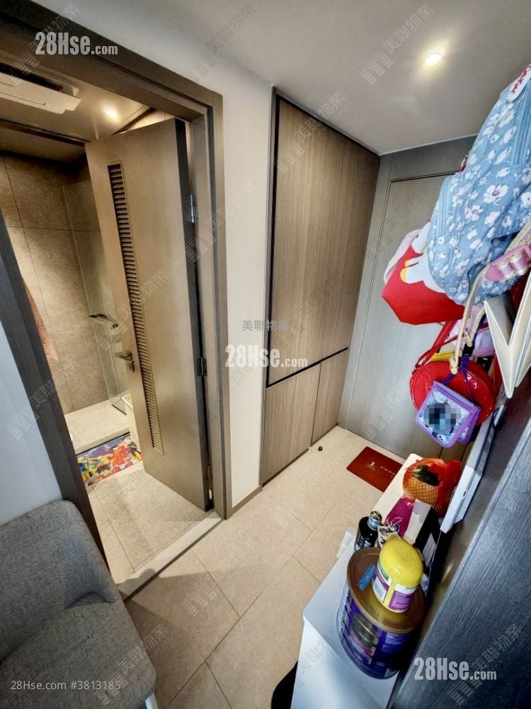 Yoho West Sell 1 Bedroom 359 ft²