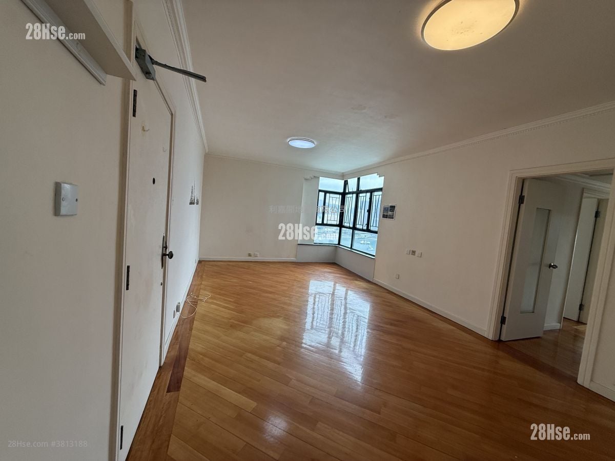 Bayview Garden Sell 3 Bedrooms , 2 Bathrooms 708 ft²