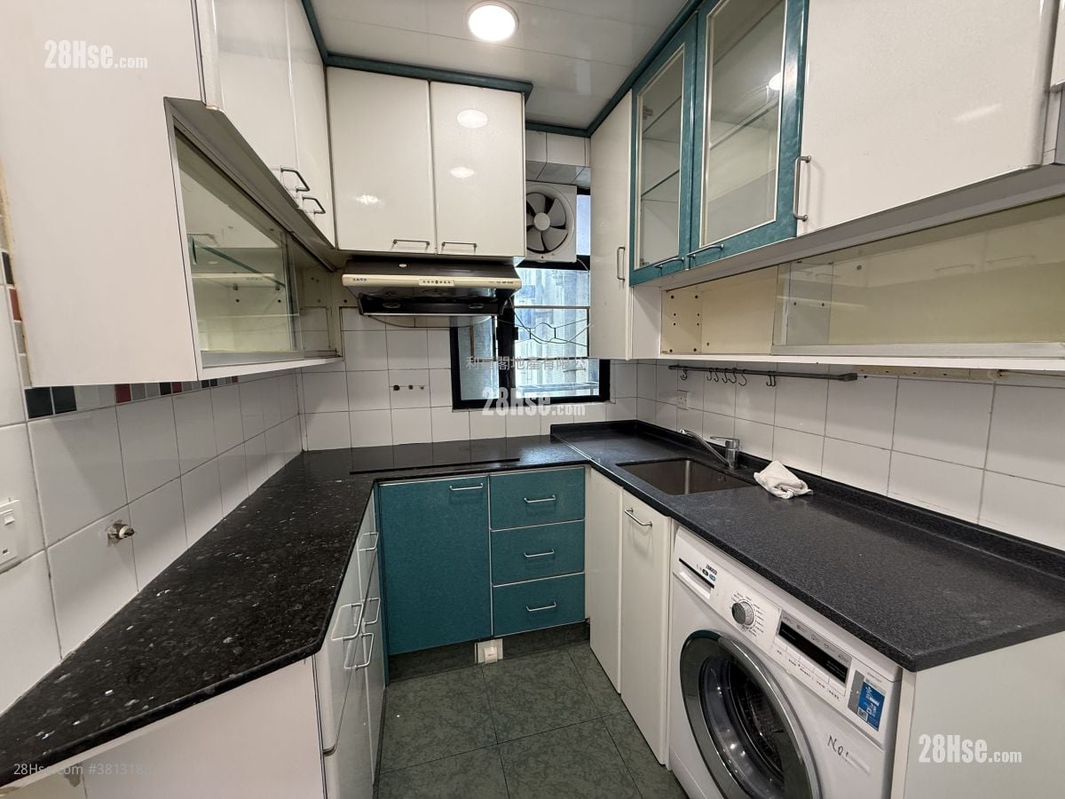 Bayview Garden Sell 3 Bedrooms , 2 Bathrooms 708 ft²