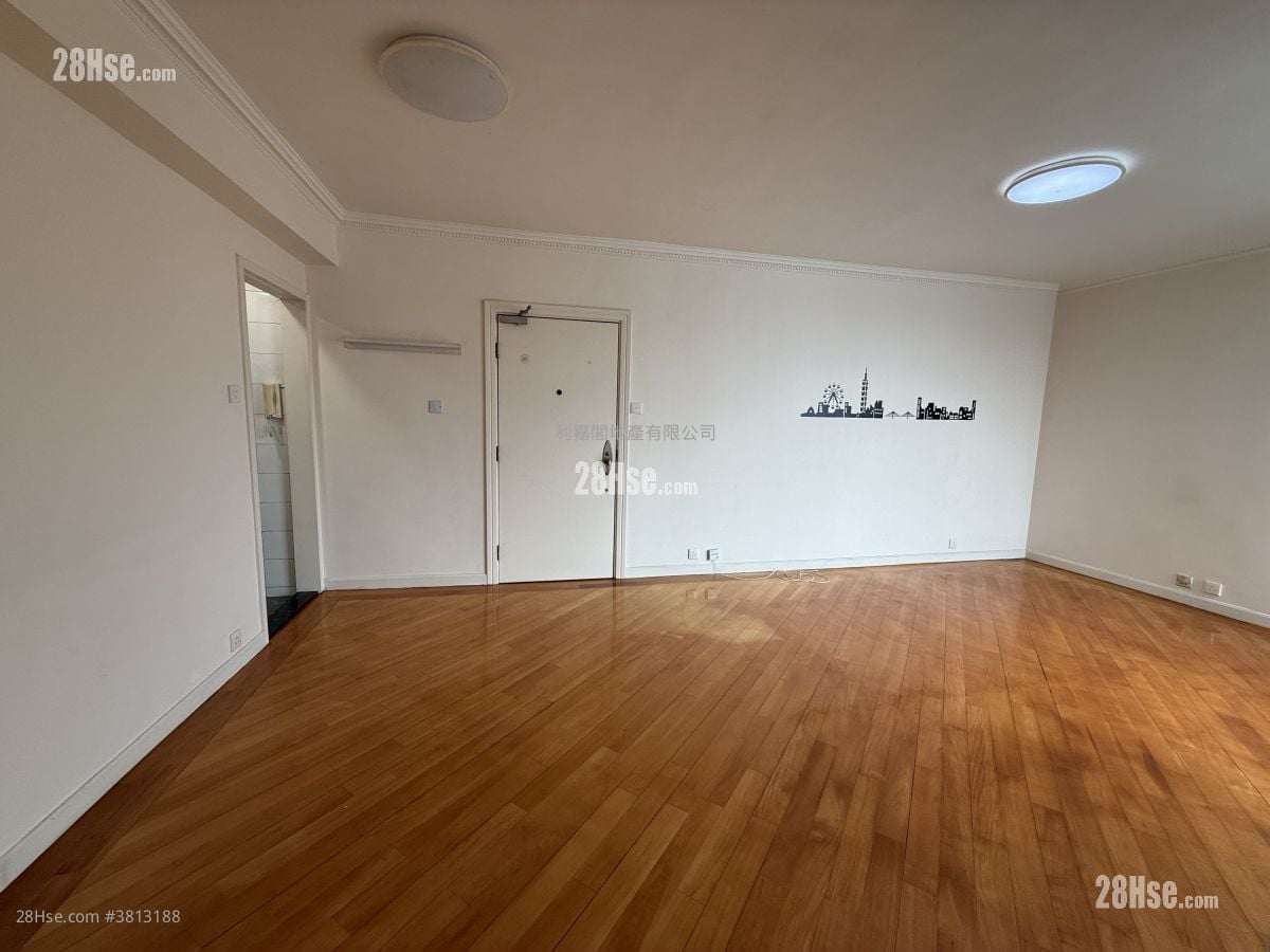 Bayview Garden Sell 3 Bedrooms , 2 Bathrooms 708 ft²