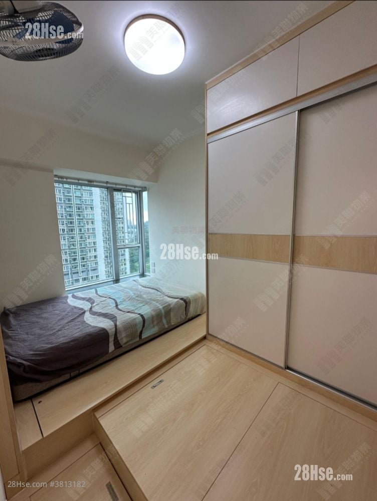 Summit Terrace Sell 2 Bedrooms , 1 Bathroom 450 ft²