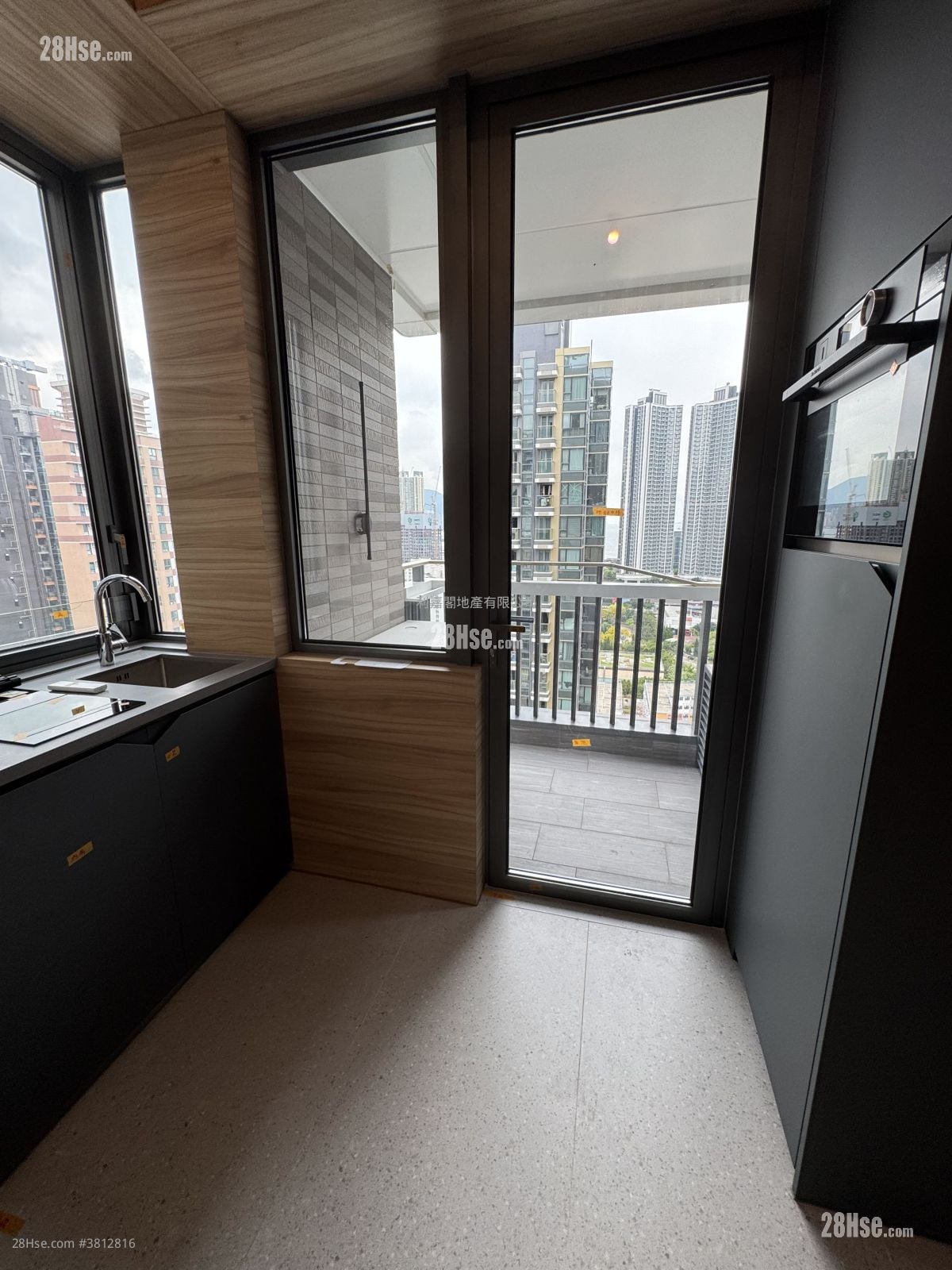 Bondlane Rental Studio , 1 Bathroom 232 ft²