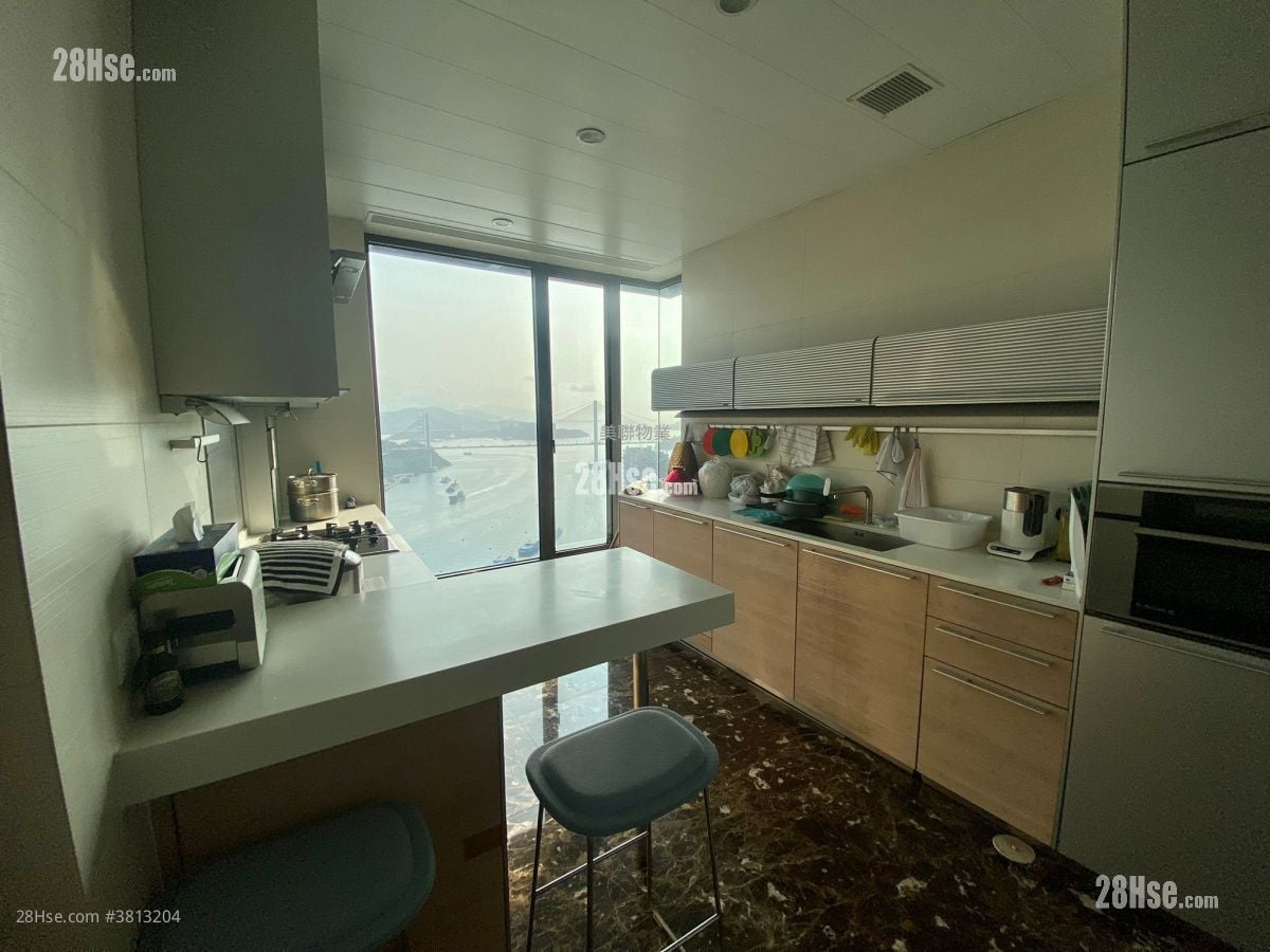 The Westminster Terrace Sell 4 Bedrooms , 4 Bathrooms 2,527 ft²