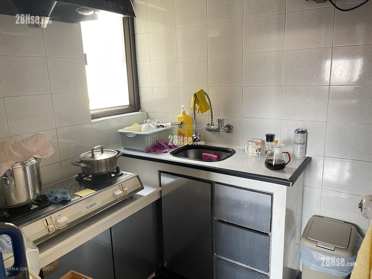 Man Wo Garden Mansion Sell 2 Bedrooms , 1 Bathroom 550 ft²