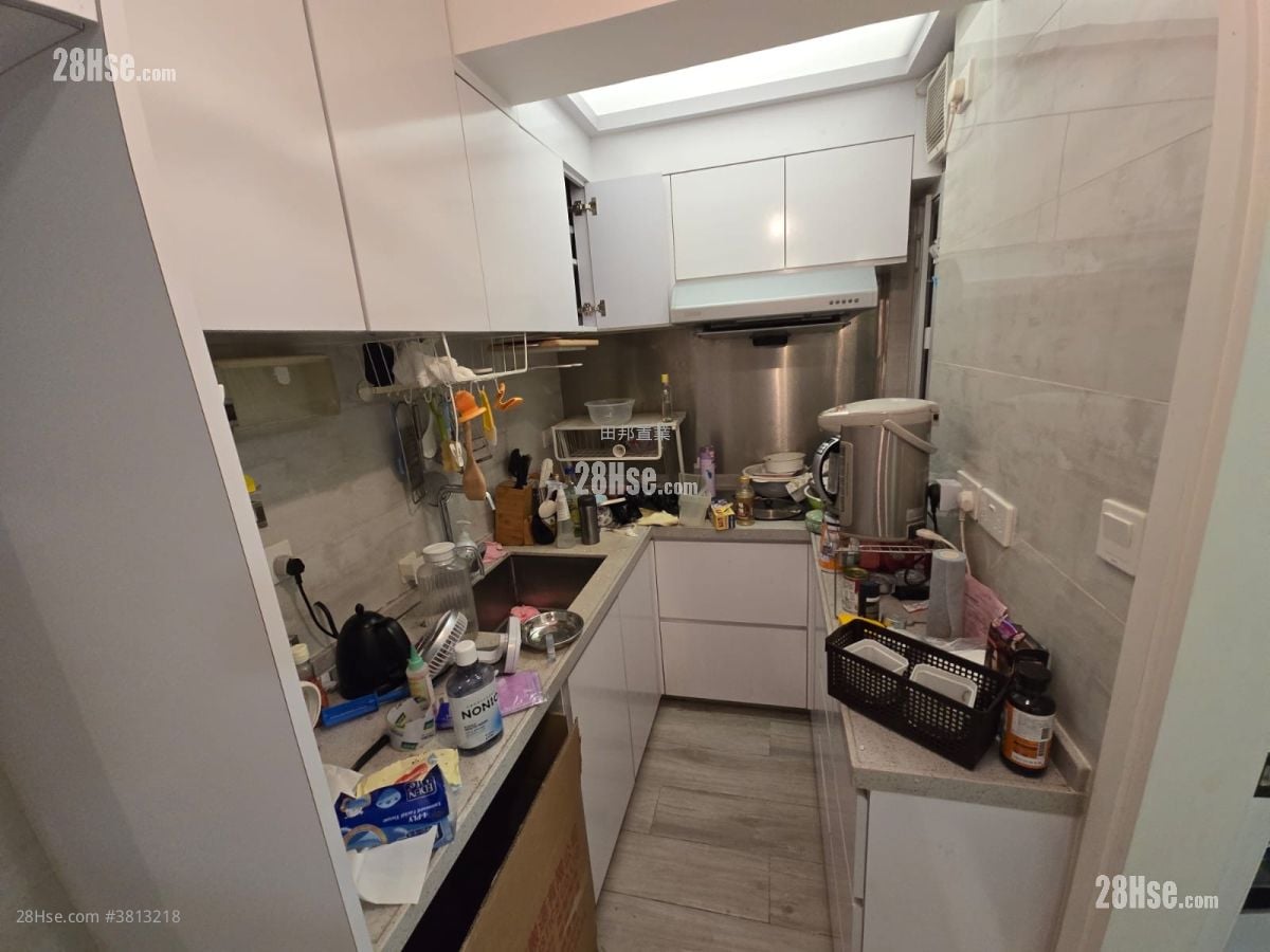 Tsuen King Garden Sell 2 Bedrooms 434 ft²