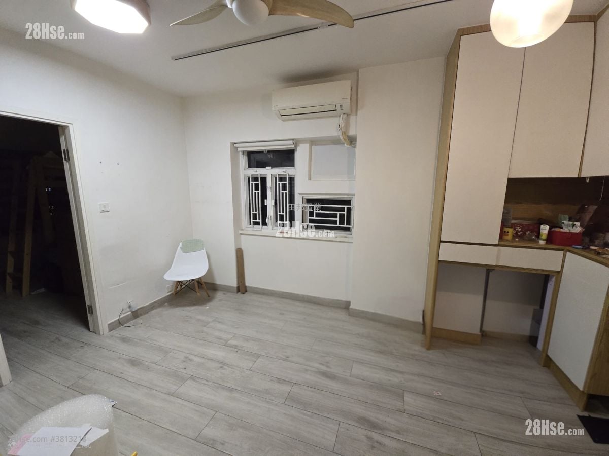 Tsuen King Garden Sell 2 Bedrooms 434 ft²