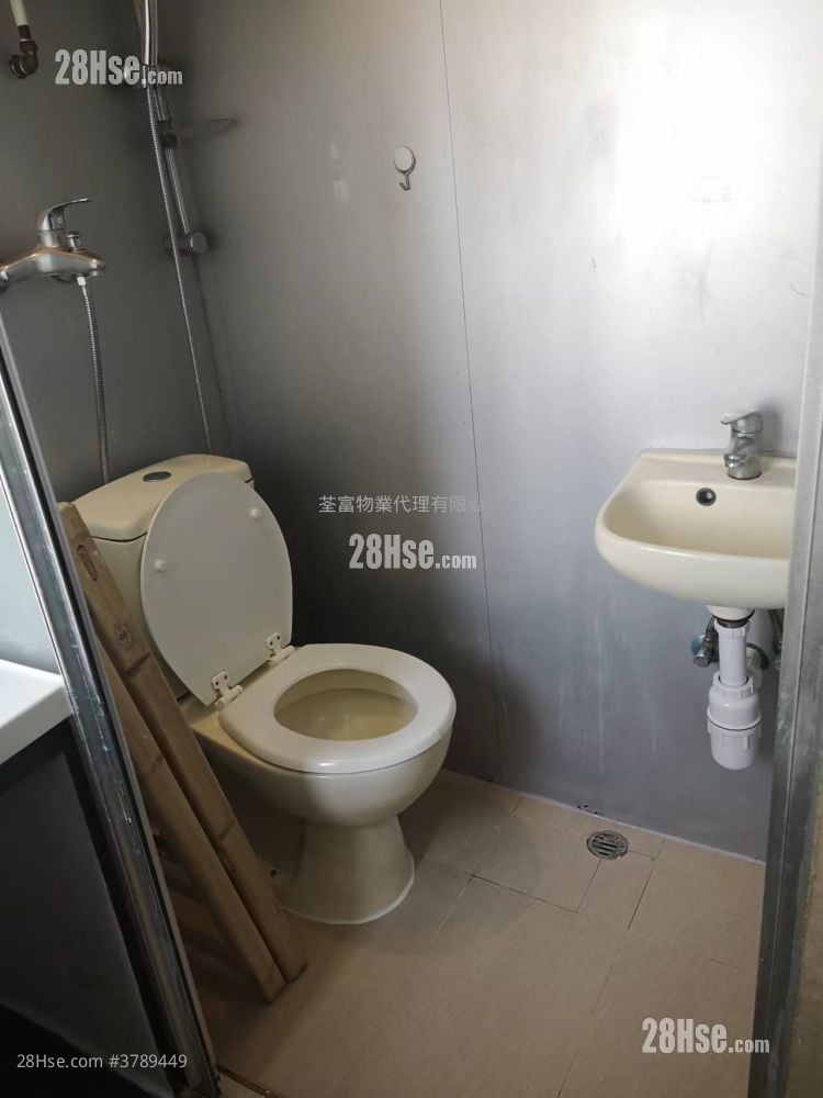 德泰大厦 租盘 1 房 , 1 浴室 180 平方尺