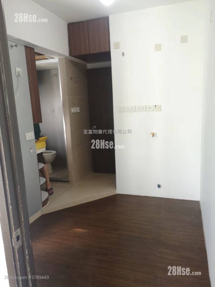 德泰大厦 租盘 1 房 , 1 浴室 180 平方尺