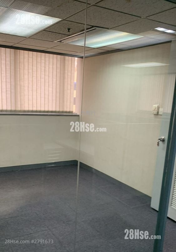 Seabright Plaza Rental 5+ Bedrooms