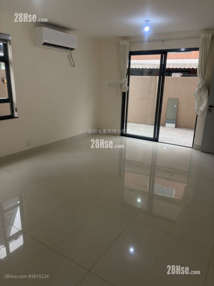 村屋 售盘 3 房 , 1 浴室 640 平方尺