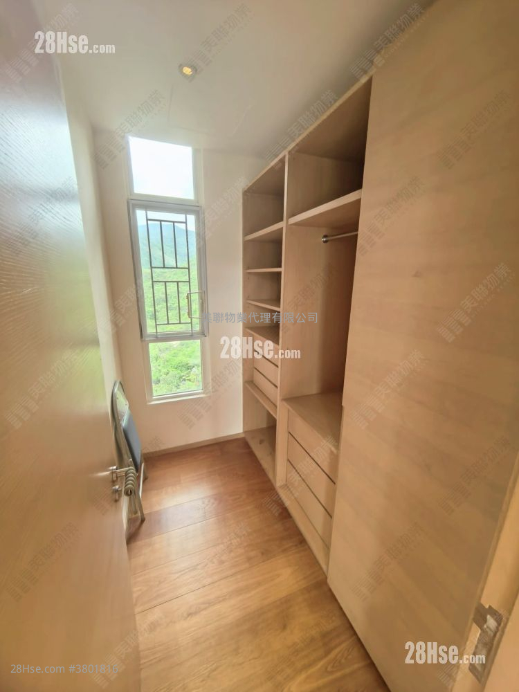 The Grandville Sell 4 Bedrooms 1,322 ft²