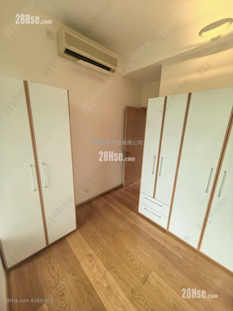 The Grandville Sell 4 Bedrooms 1,322 ft²