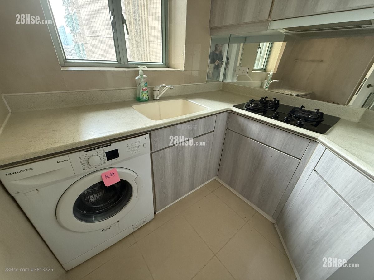 The Victoria Towers Rental 2 Bedrooms , 1 Bathroom 487 ft²