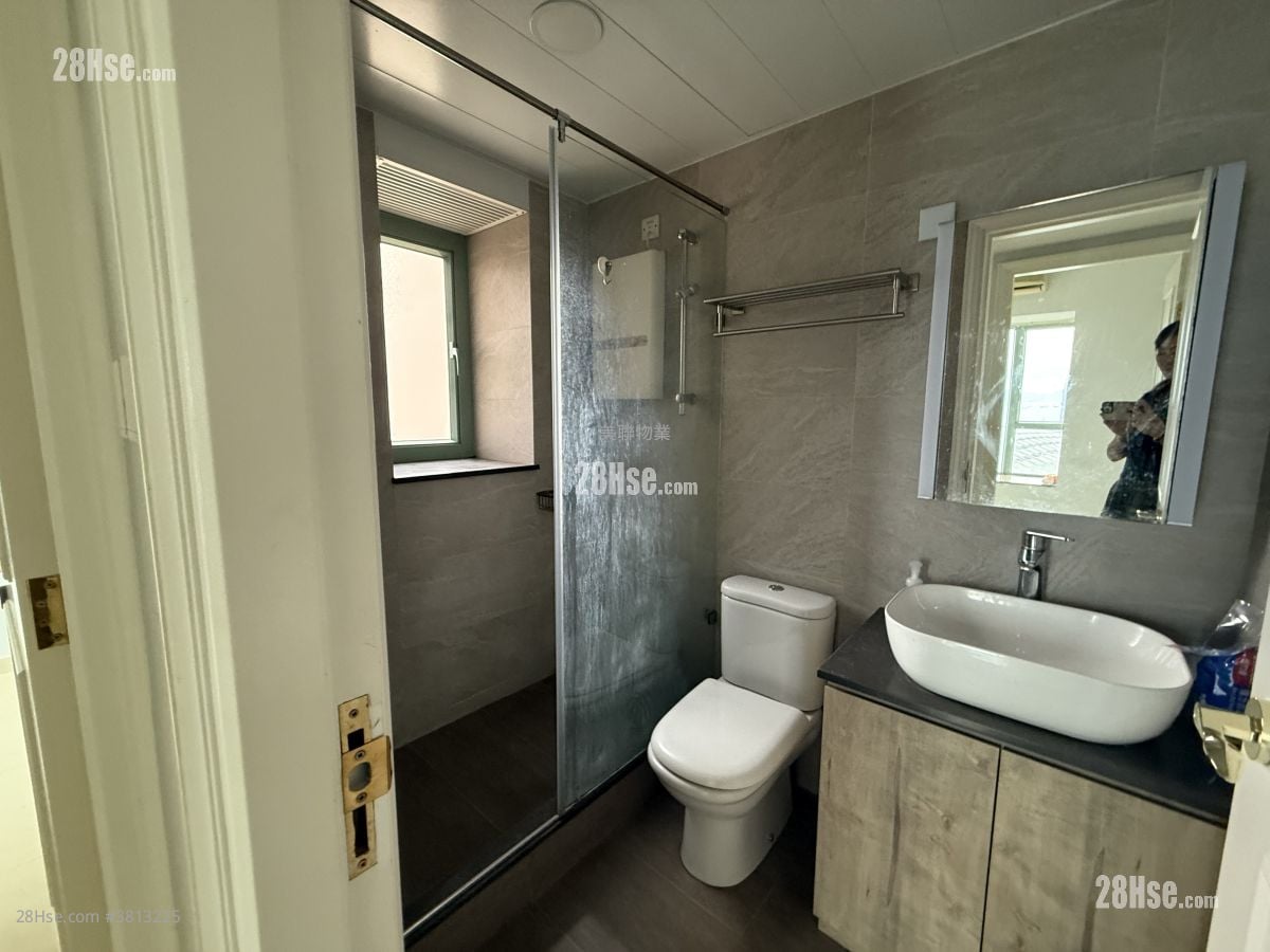 The Victoria Towers Rental 2 Bedrooms , 1 Bathroom 487 ft²