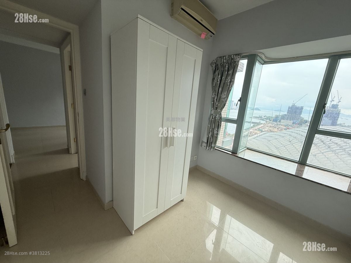 The Victoria Towers Rental 2 Bedrooms , 1 Bathroom 487 ft²