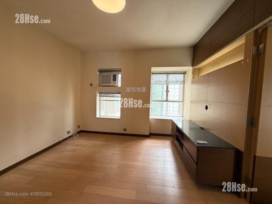 Manrich Court Sell 1 Bedroom , 1 Bathroom 397 ft²