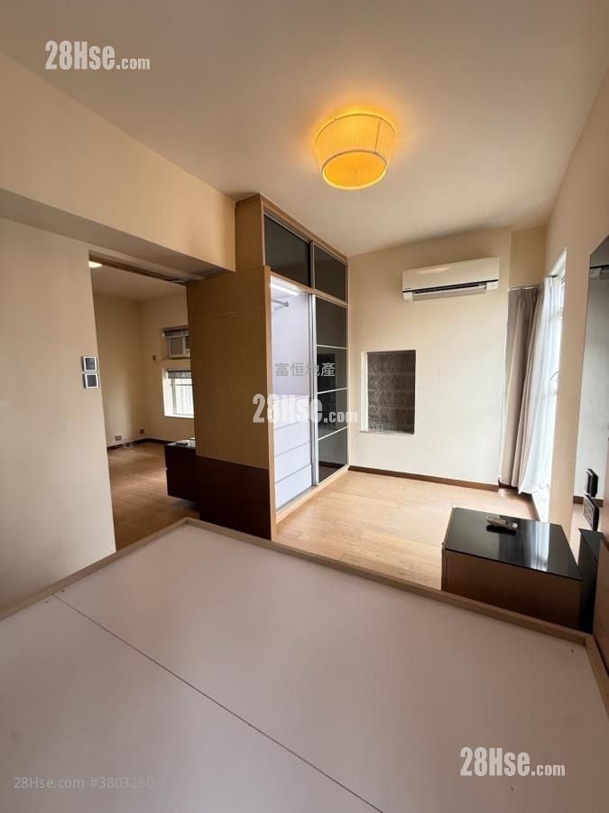 Manrich Court Sell 1 Bedroom , 1 Bathroom 397 ft²