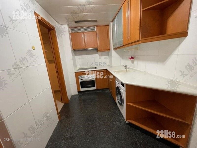 半岛豪庭 租盘 3 房 952 平方尺